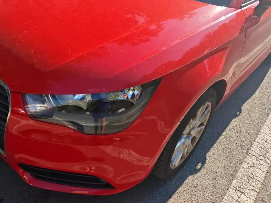 Audi A1 2015 2014 30 TFSI Sportback Fashion