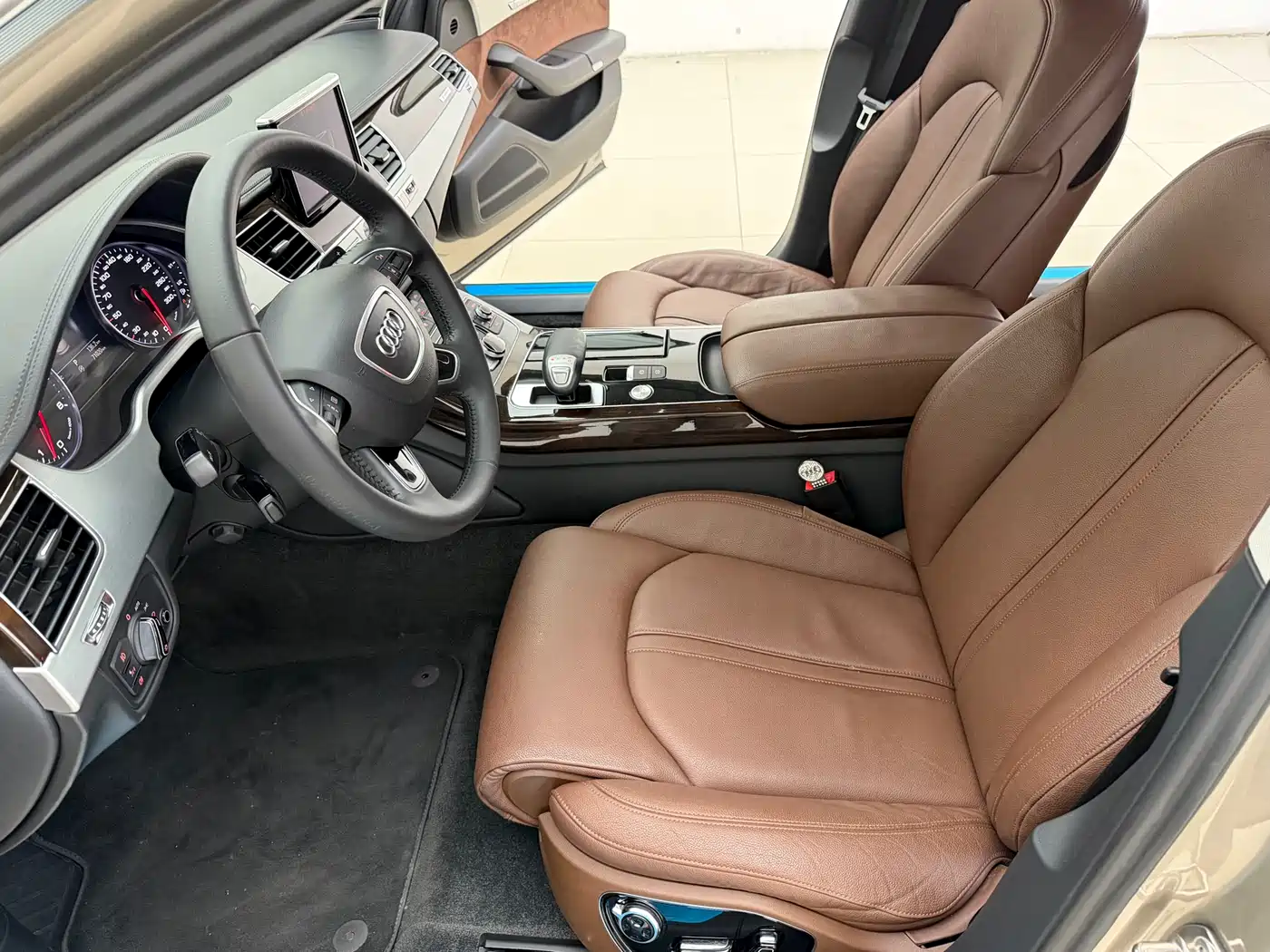 Audi A8 2013 A8L 45 TFSI quattro Comfort фото 11