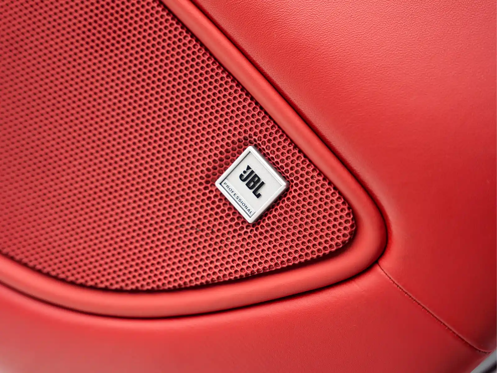 Photo 18 - Ferrari F12berlinetta