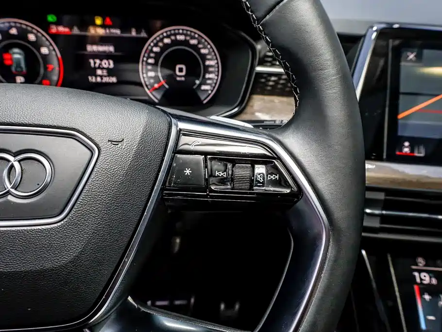Photo 16 - Audi Q6