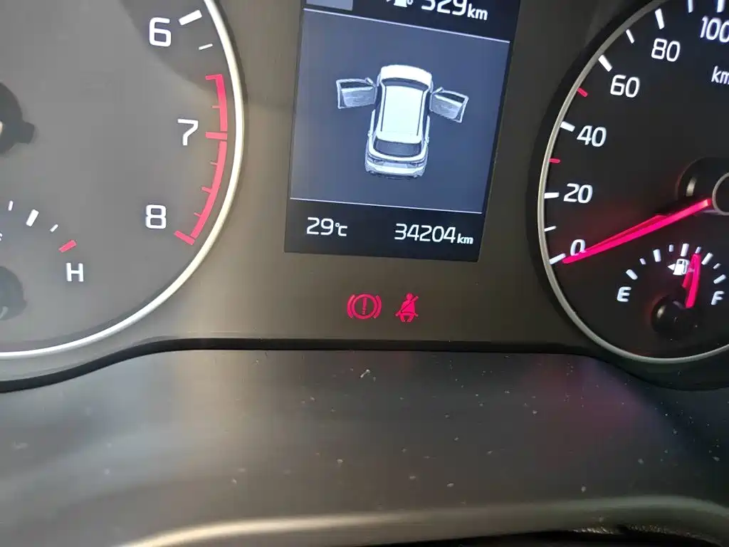 Kia KX CROSS 2018 2017 1.4L AT GLS