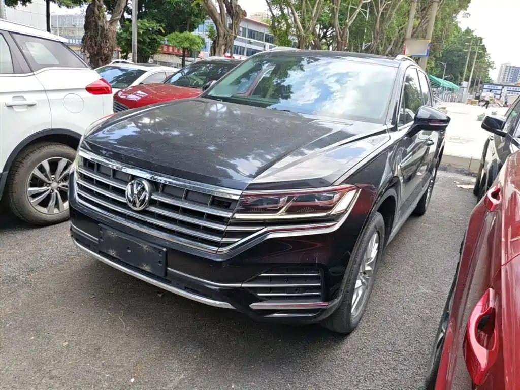 Volkswagen Touareg 2019 2.0TSI Sharp Wing Edition China VI