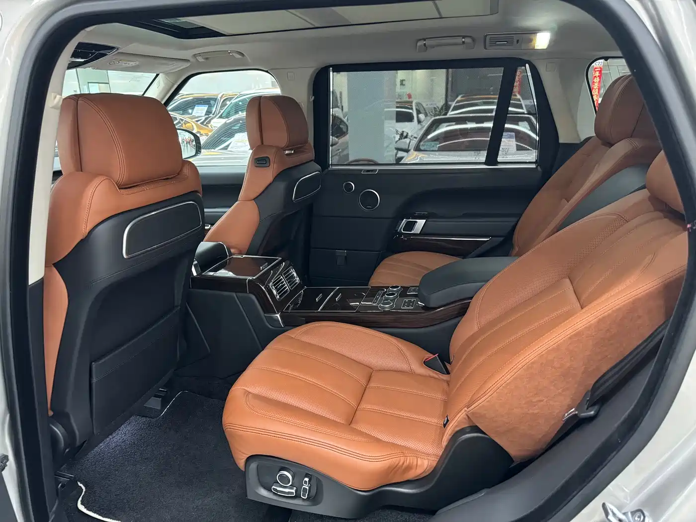 Land Rover Range Rover 2016 3.0 SC V6 Vogue SE Ultimate Autobiography LWB фото 6