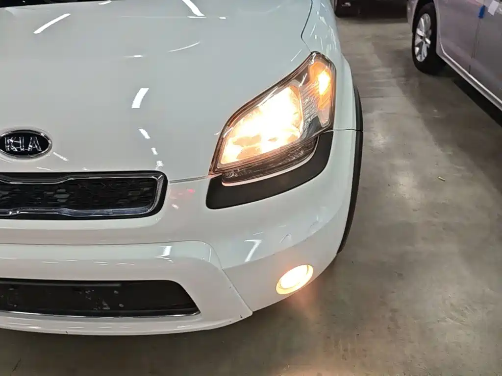 Kia Soul 2016 2013 1.6L AT Premium