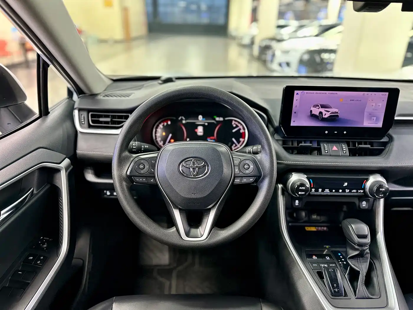 Toyota RAV4 Rongfang 2023 2.0L CVT 2WD Fashion Edition фото 6