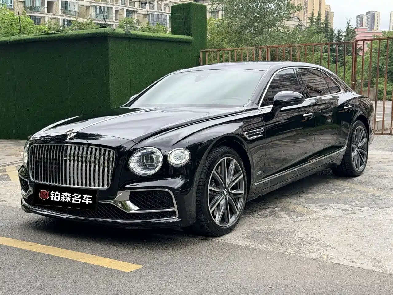Bentley Flying Spur 2022 — пригон из Китая