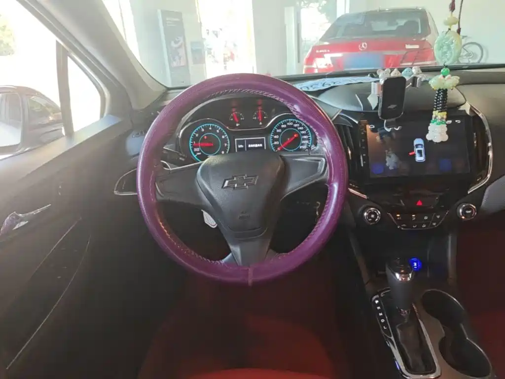 Chevrolet Cruze 2019 2018 Redline 320 Automatic Pioneer Edition