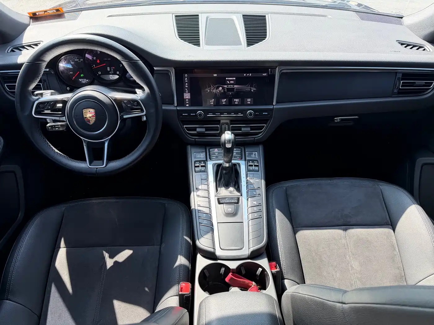 Porsche Macan 2018 Macan 2.0T фото 16