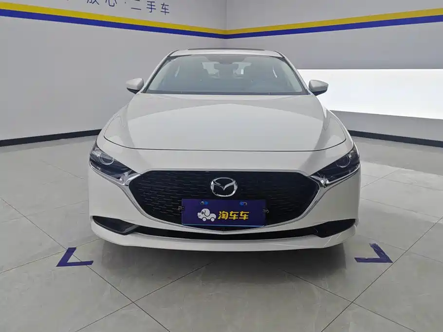 2026 Mazda Mazda3 Axela