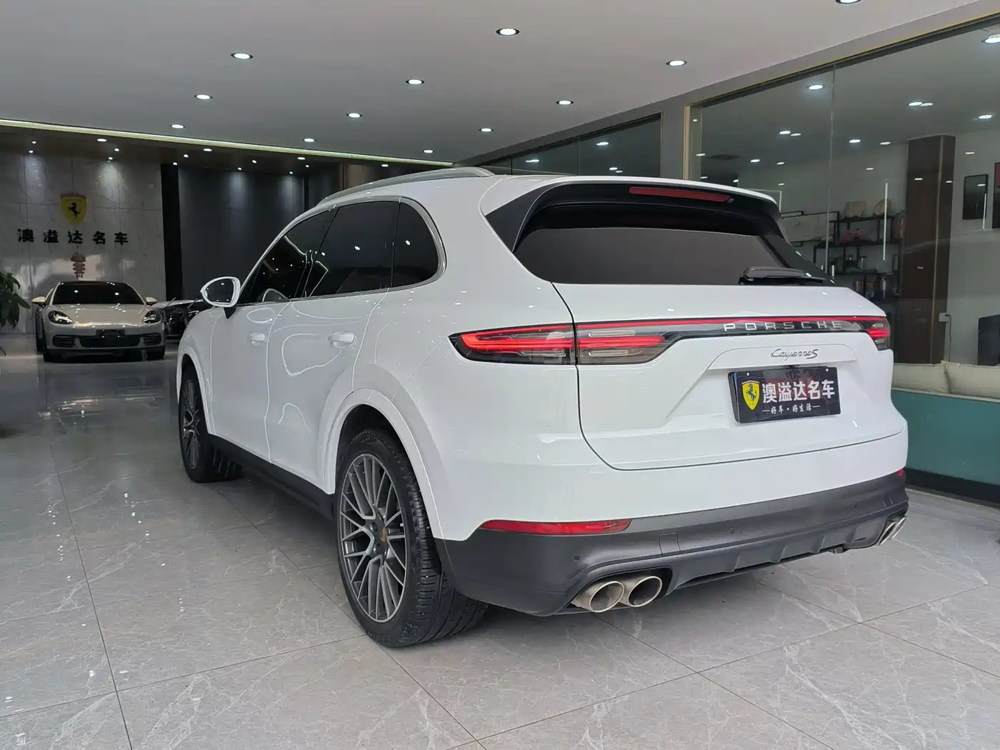 Porsche Cayenne 2018 Cayenne S 2.9T фото 22