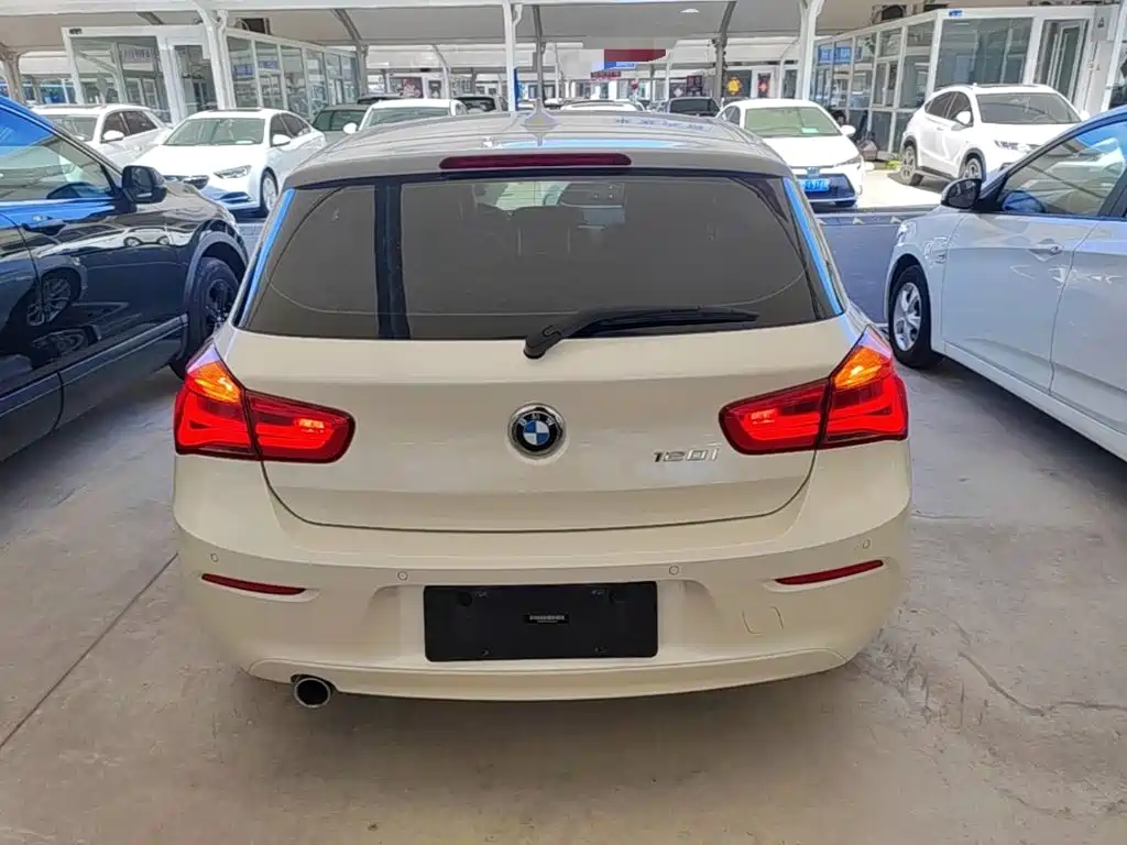 BMW 1 Series (Import) 2018 2018 118i Leading