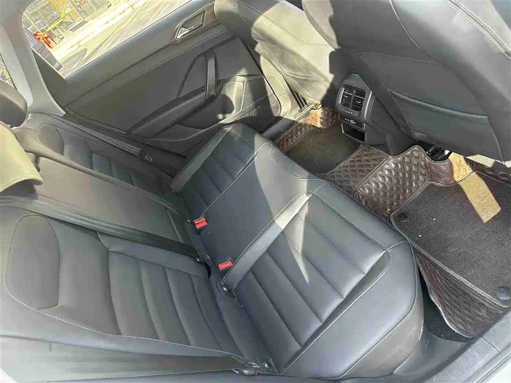 Volkswagen Tharu 2021 280TSI 2WD Luxury Plus фото 13
