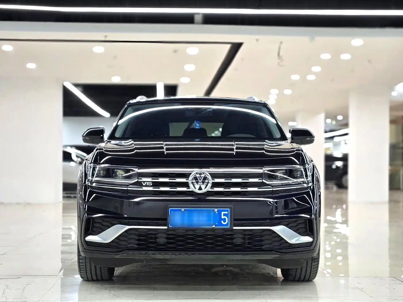 Volkswagen Teramont 2019 Teramont X 530 V6 4WD Premium Luxury Edition фото 2