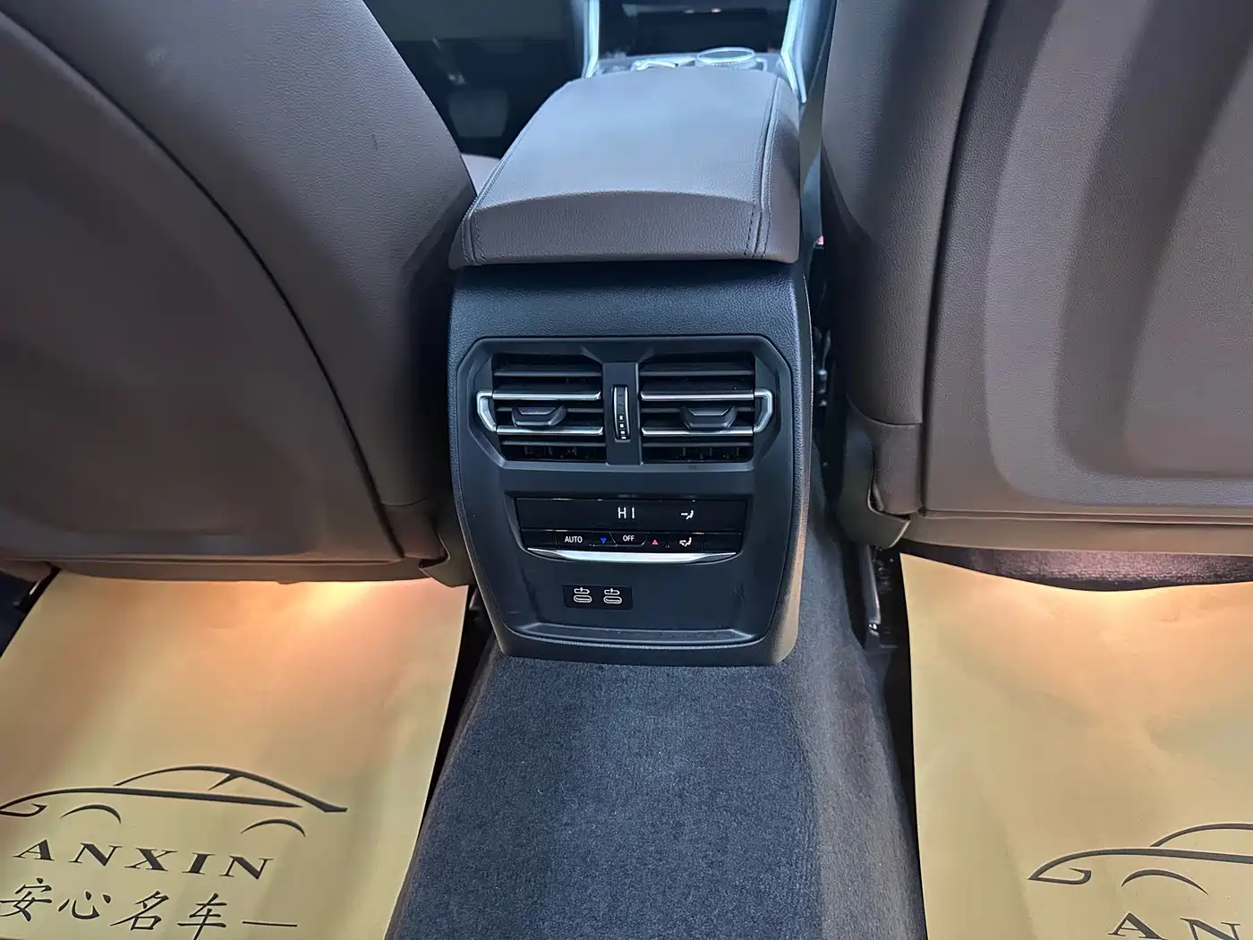 BMW 3 Series 2025 330Li M Sport Night Edition фото 18
