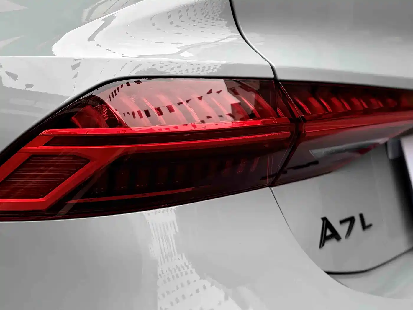 Audi A7L 2024 45 TFSI quattro RS Kit Racing Edition фото 14