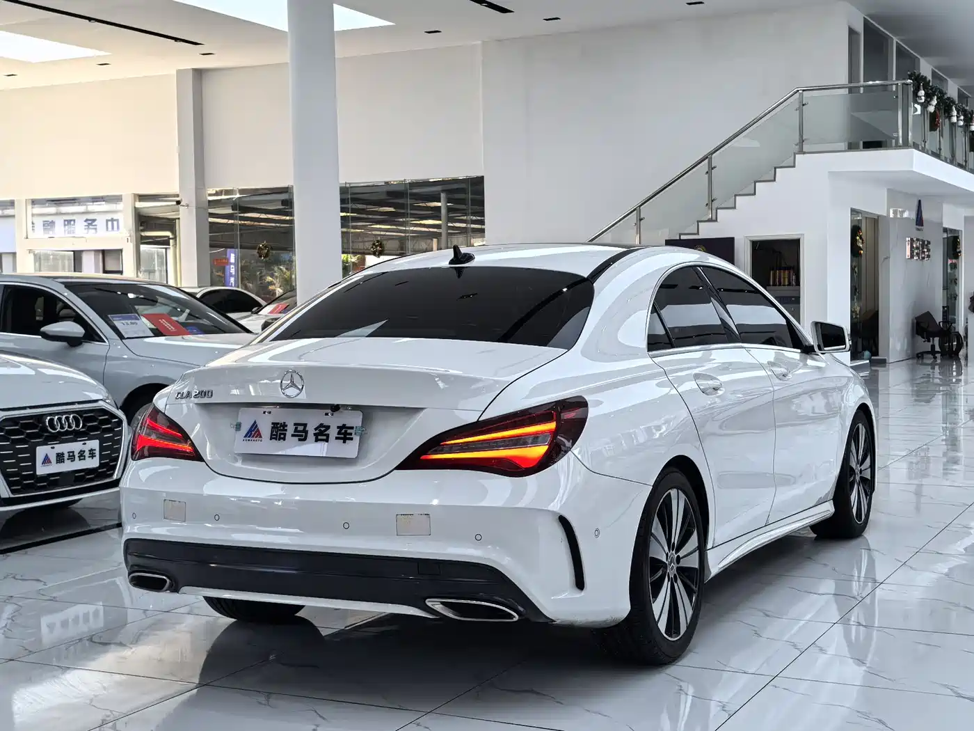 Mercedes-Benz CLA (Import) 2018 CLA 200 Fashion Edition фото 13