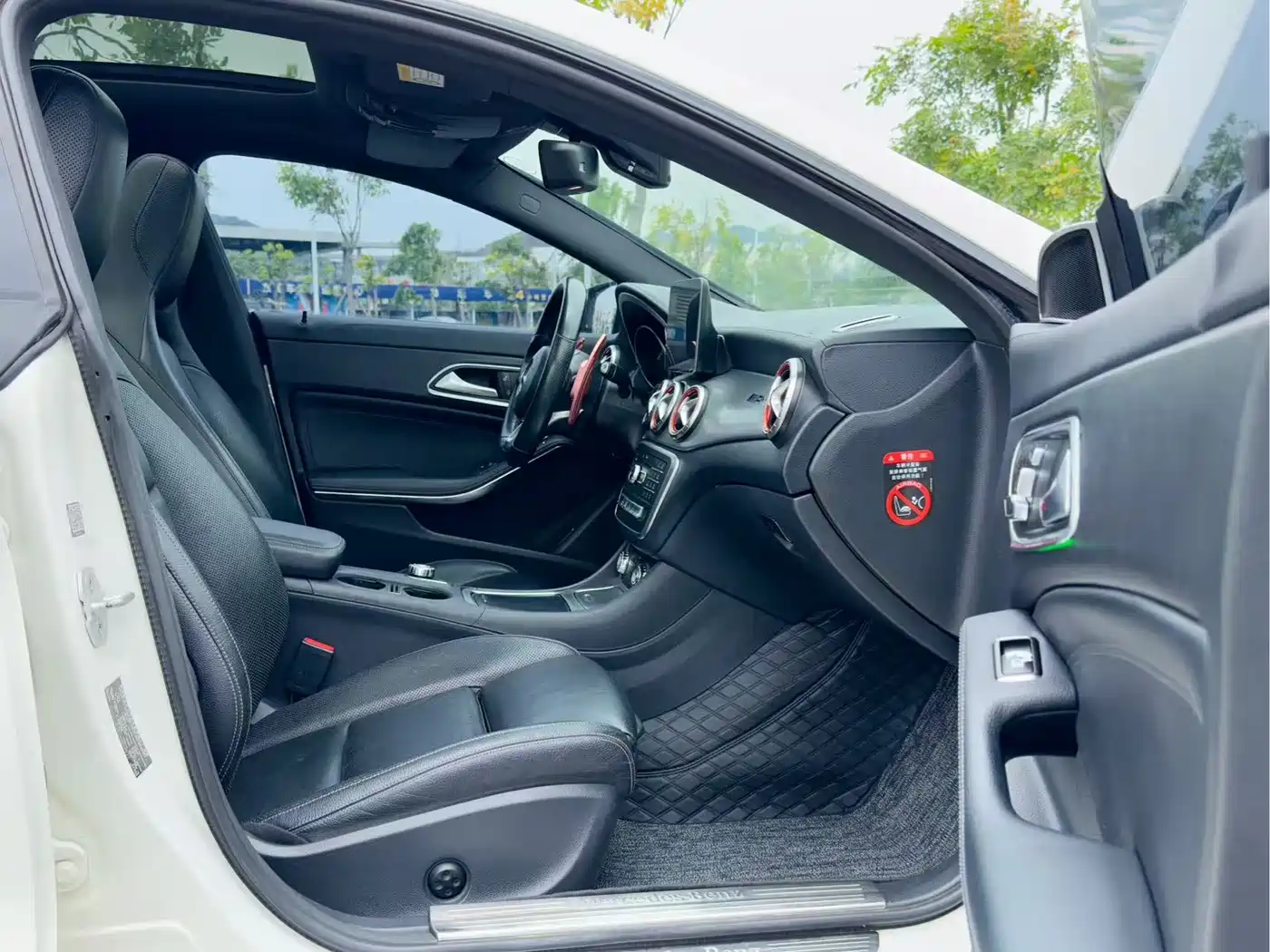 Mercedes-Benz CLA (Import) 2017 CLA 260 4MATIC фото 34
