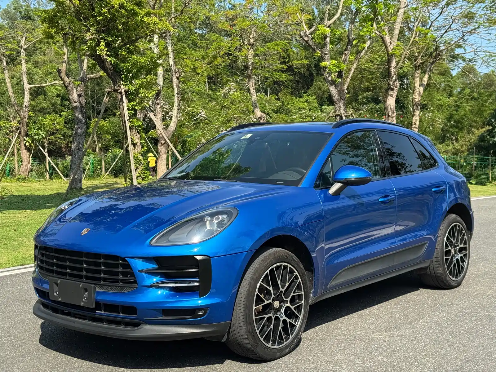 Фото 1 - Porsche Macan