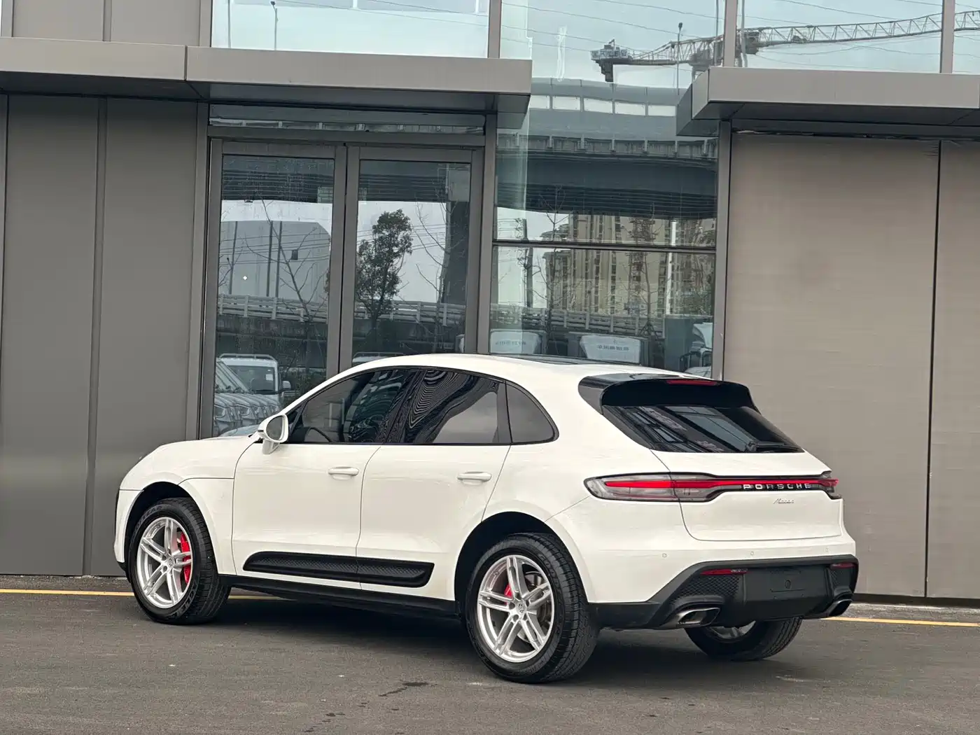 Porsche Macan 2023 Macan 2.0T фото 4