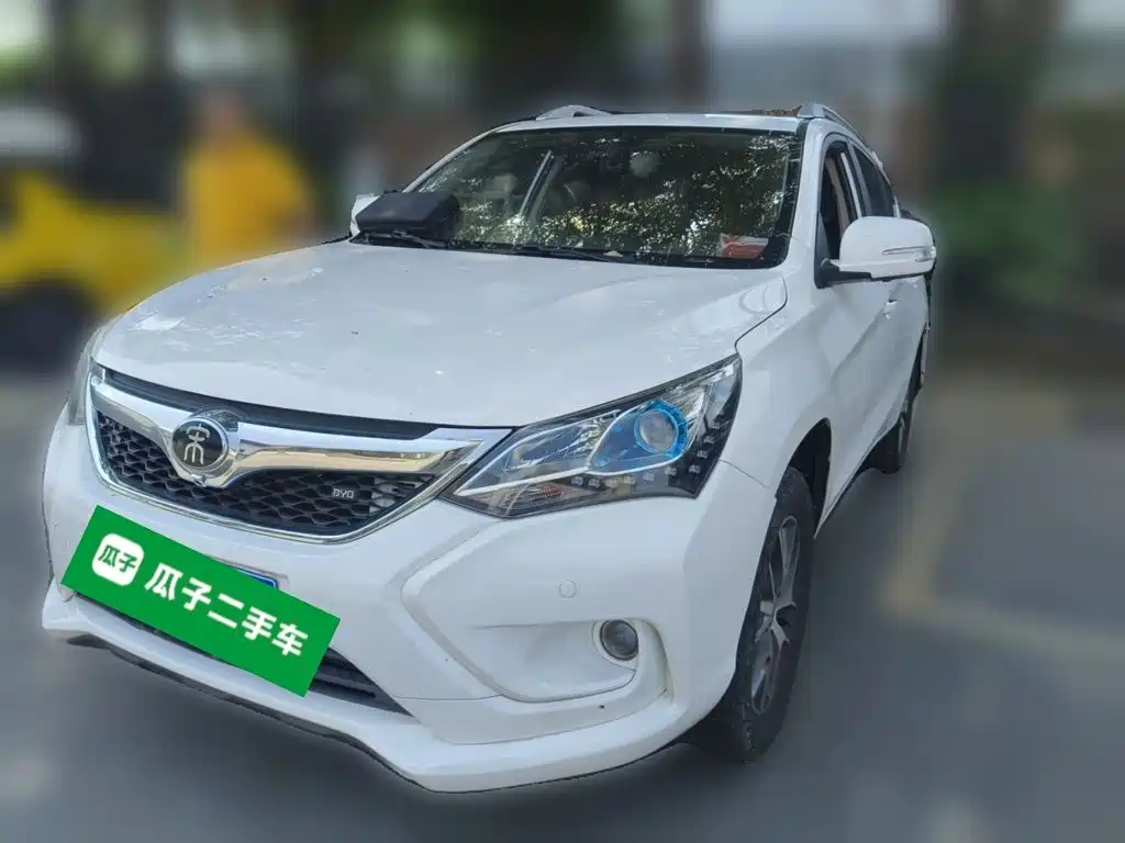 Фото 1 - BYD Song