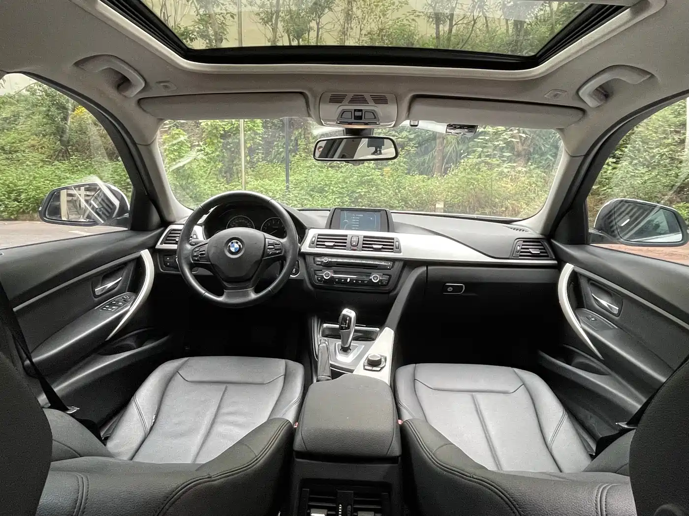 BMW 3 Series 2014 320Li Fashion фото 19
