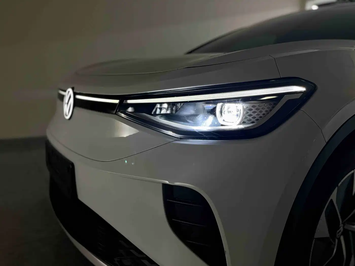 VOLKSWAGEN ID.4 CROZZ