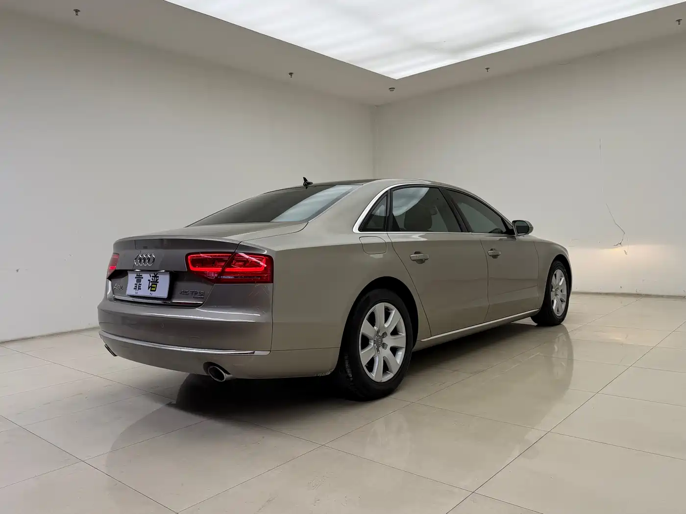 Audi A8 2013 A8L 45 TFSI quattro Comfort фото 6