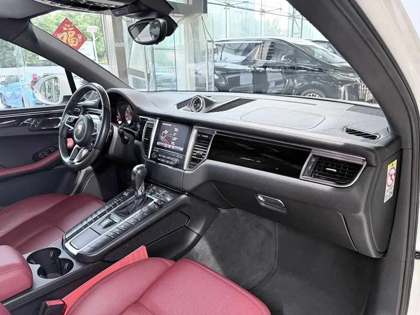 Porsche Macan 2017 Macan S 3.0T фото 10
