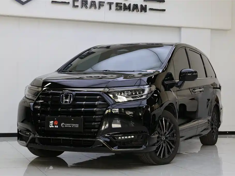Honda Elysion 2025 2024 2.0L e:HEV Luxury Edition