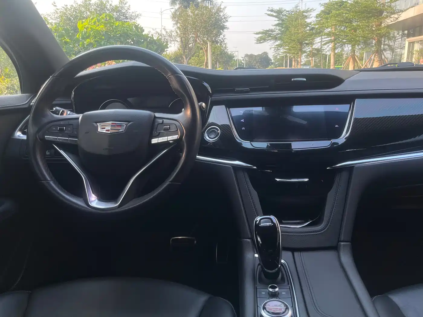 Cadillac XT6 2020 28T 7-Seater Luxury Sport Premium Safety Edition фото 13