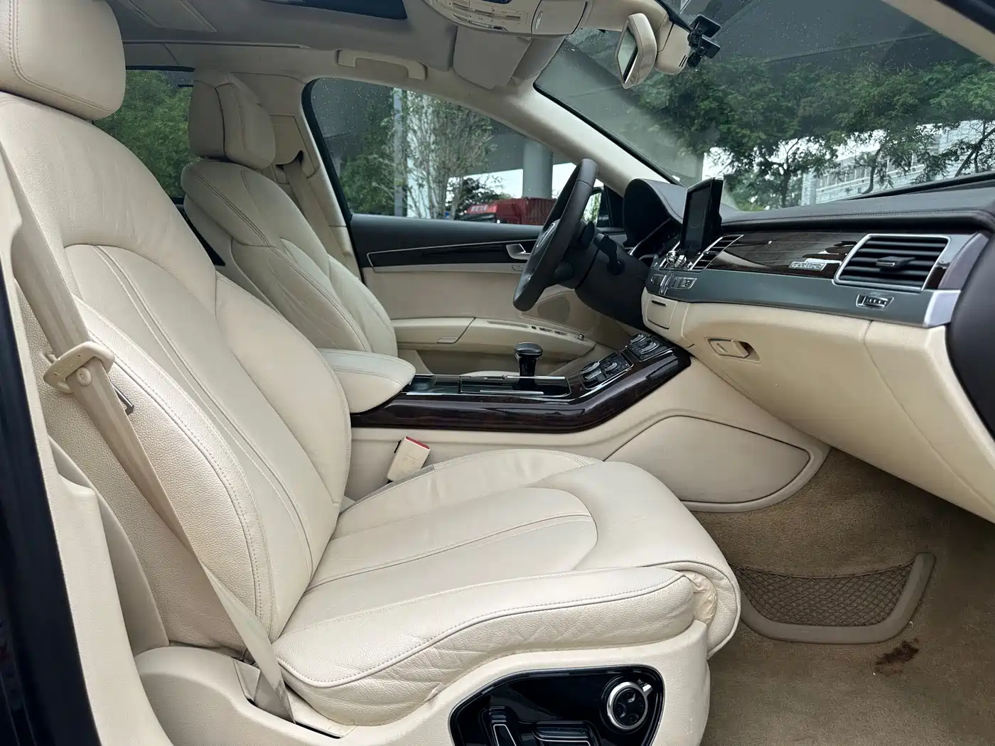 Audi A8 2013 A8L 45 TFSI quattro Comfort фото 12
