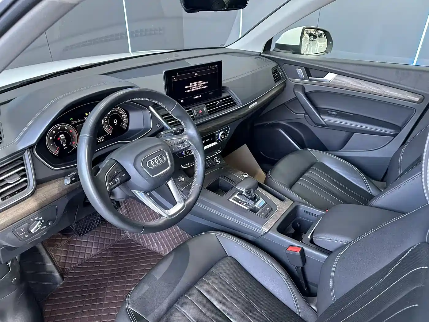 Audi Q5L 2023 40T Luxury Elegance фото 10
