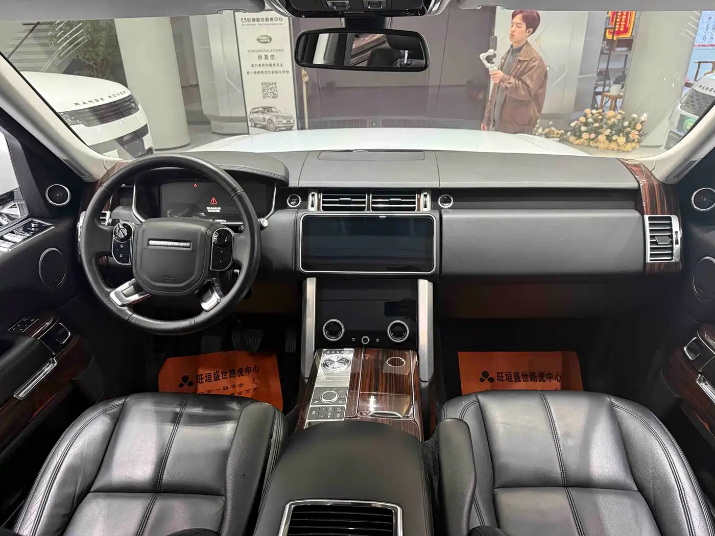 Land Rover Range Rover фото 10