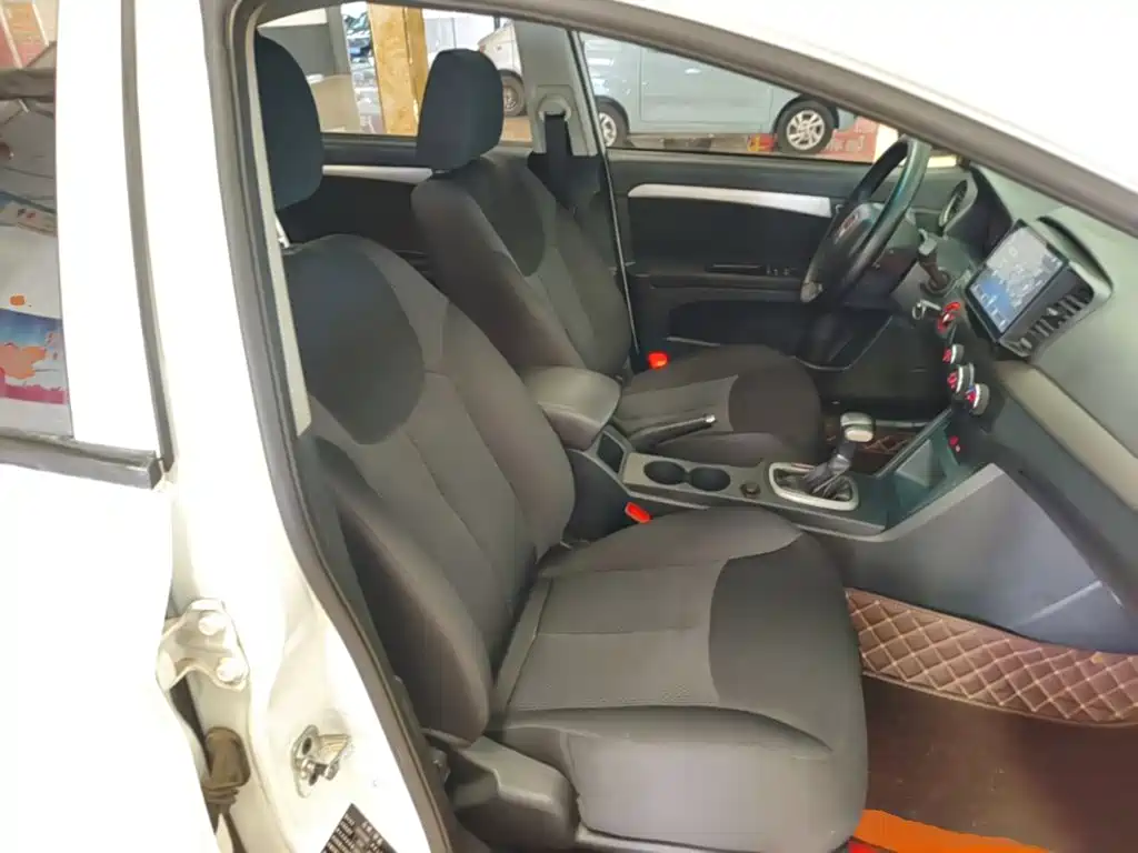 Roewe 350 2017 2015 Model 1.5L Automatic Luxury Sunroof Edition