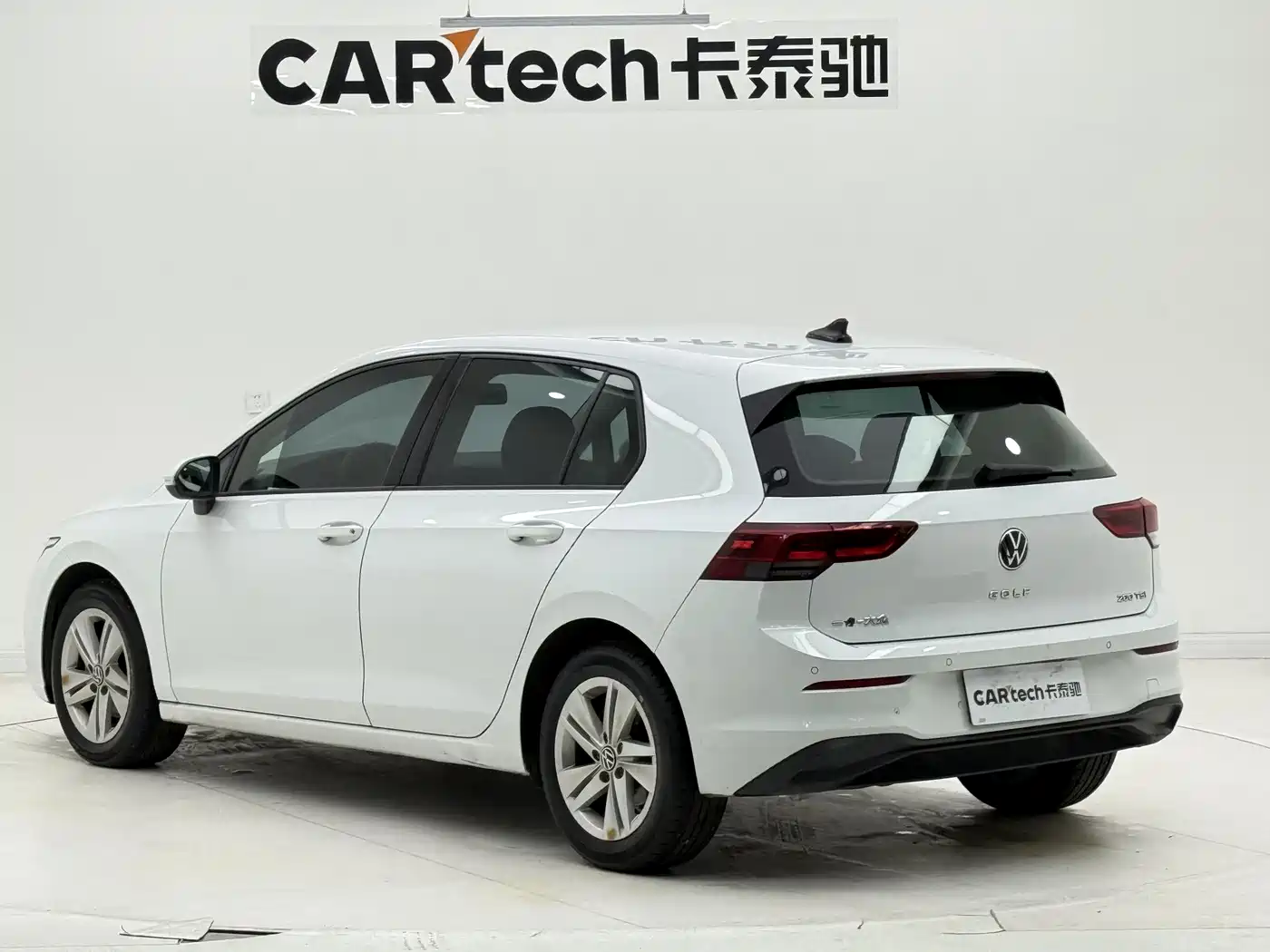Volkswagen Golf 2023 Model 200TSI DSG фото 4
