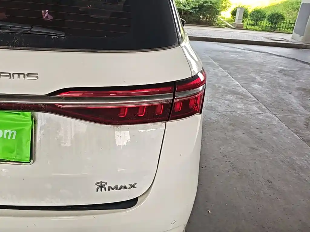 BYD Song MAX 2022 2021 Upgrade 1.5T Automatic Premium Edition 7-Seater