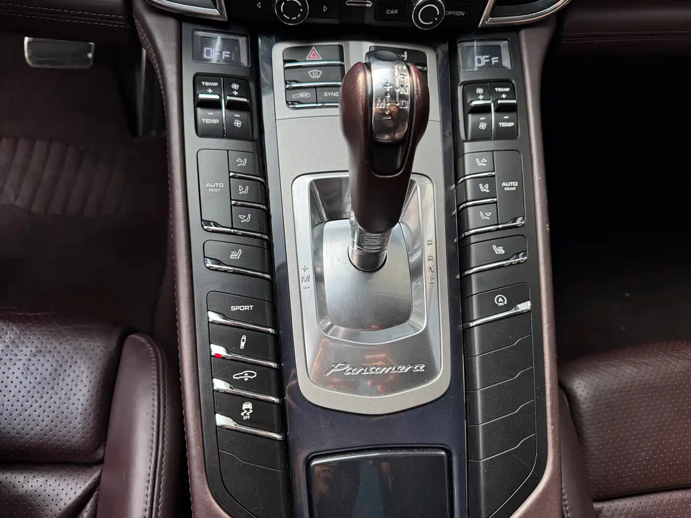 Porsche Panamera 2014 Panamera 3.0T фото 12