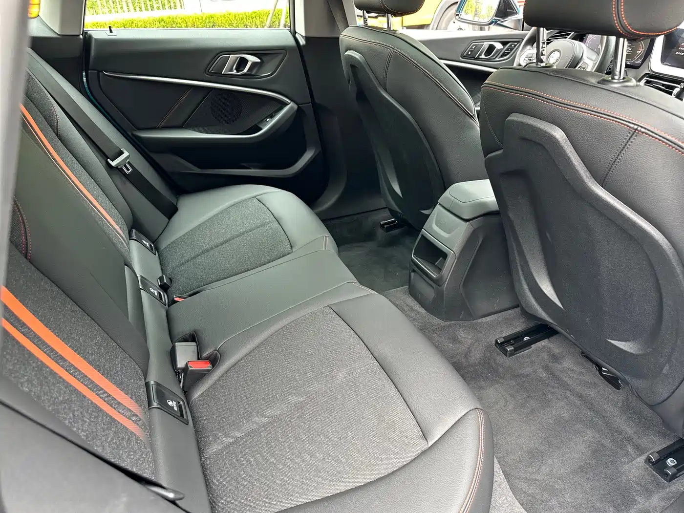 BMW 2 Series (Import) 2023 225i 4-Door Coupe M Sport Package фото 22
