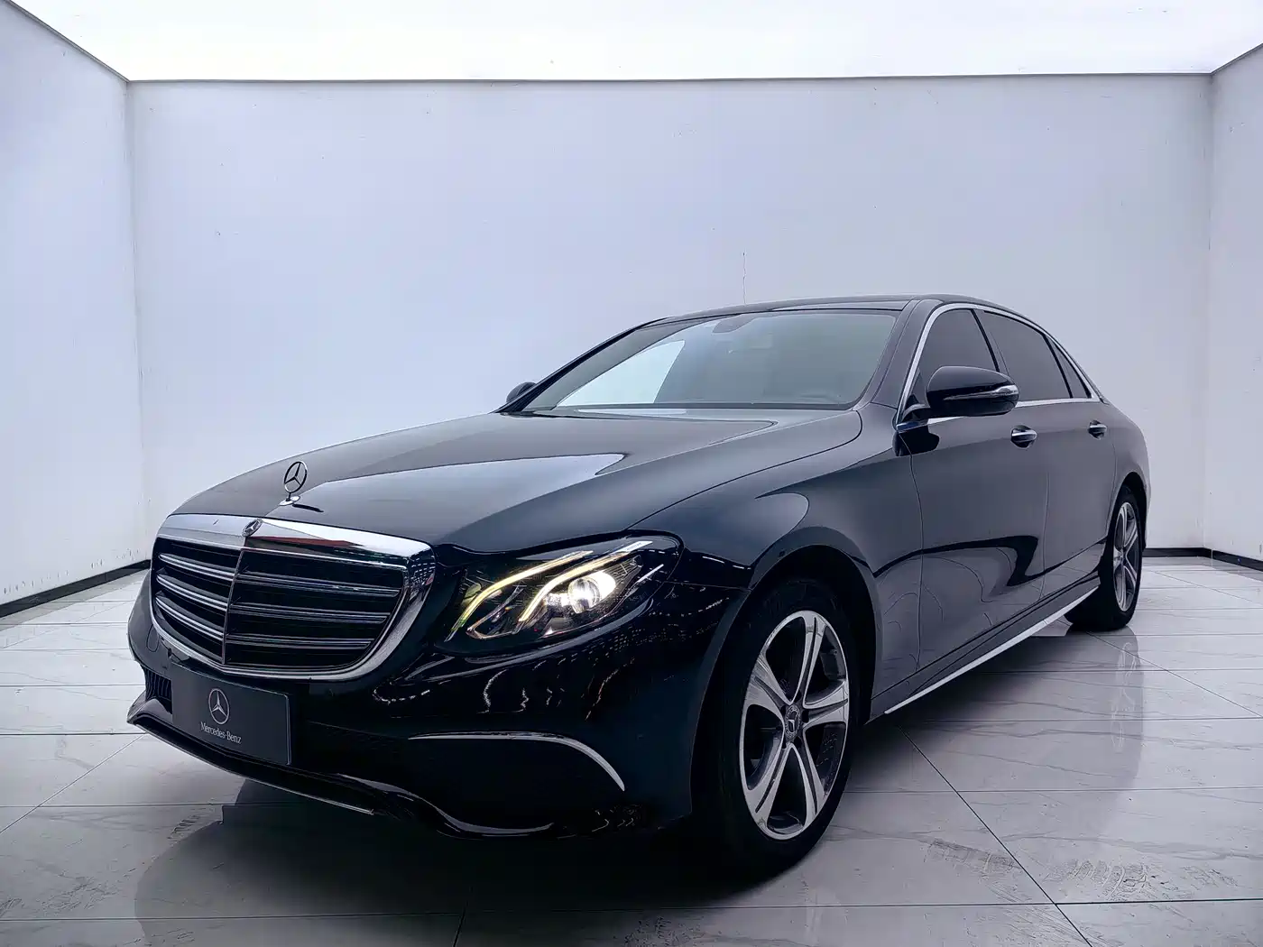 Mercedes-Benz E-Class 2018 E 200 L Sport