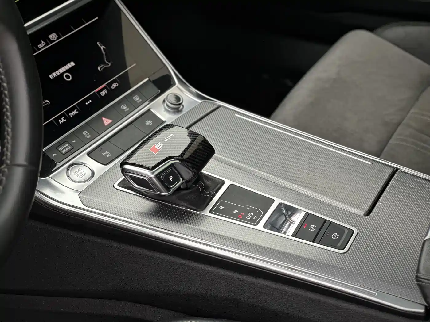 Audi A6L 2020 40 TFSI Luxury Dynamic фото 13