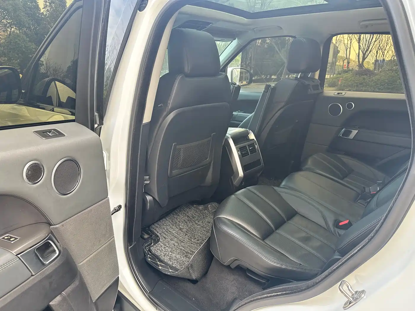 Land Rover Range Rover Sport 2015 3.0 SC V6 HSE DYNAMIC фото 10