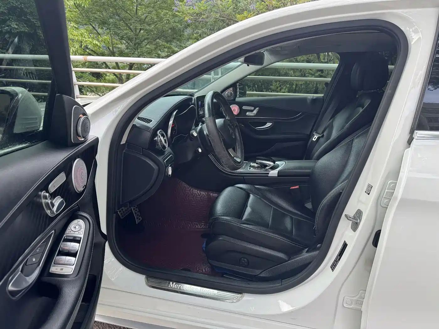 Mercedes-Benz C-Class 2017 Facelift C 200 L Sport Edition фото 4