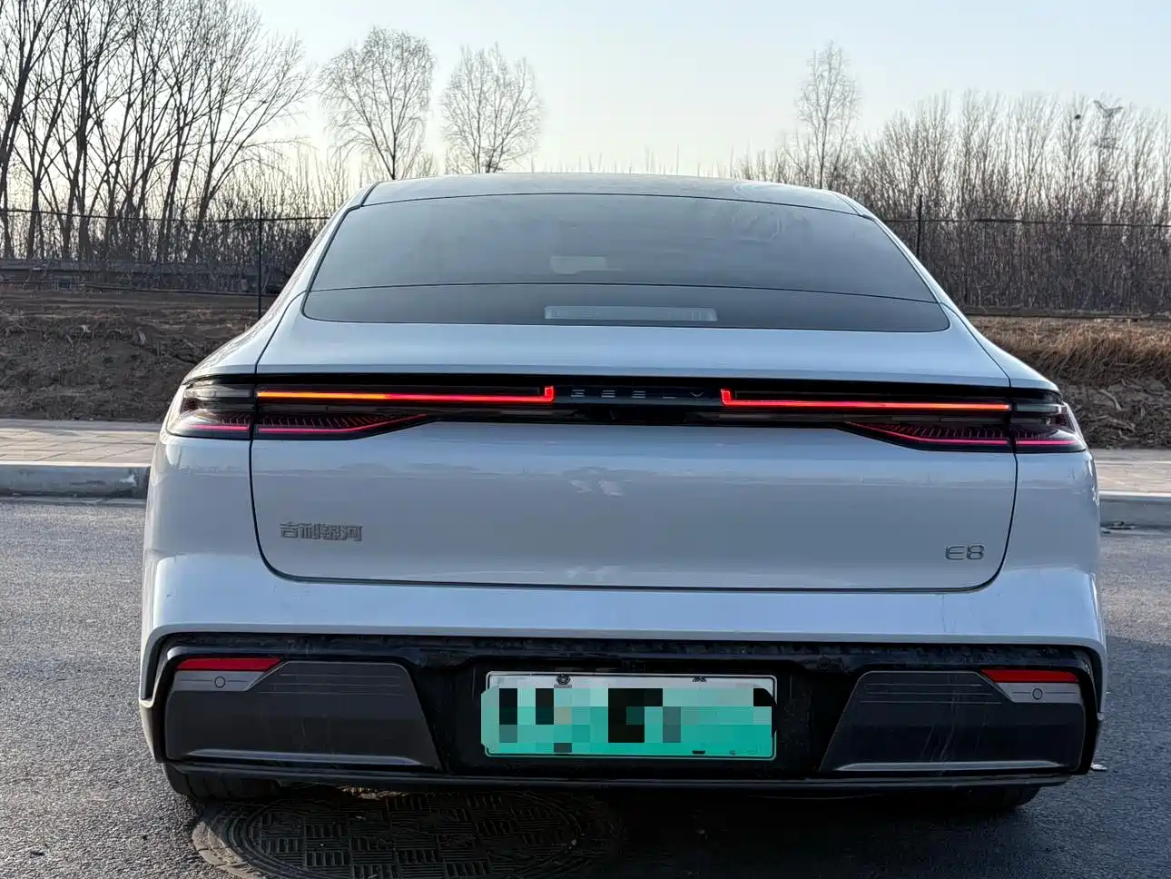 GEELY GALAXY GALAXY E8