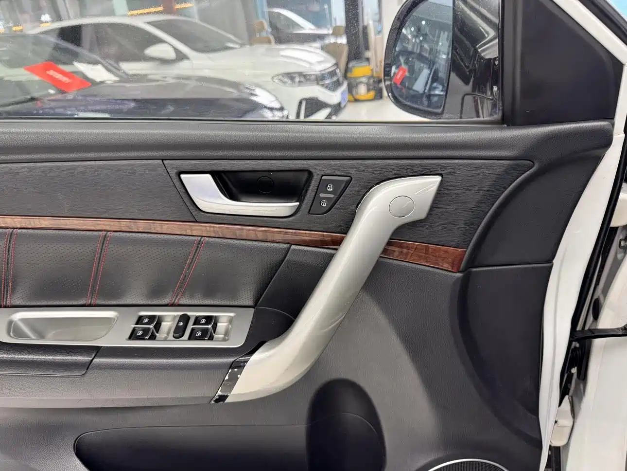 Photo 21 - Haval H6