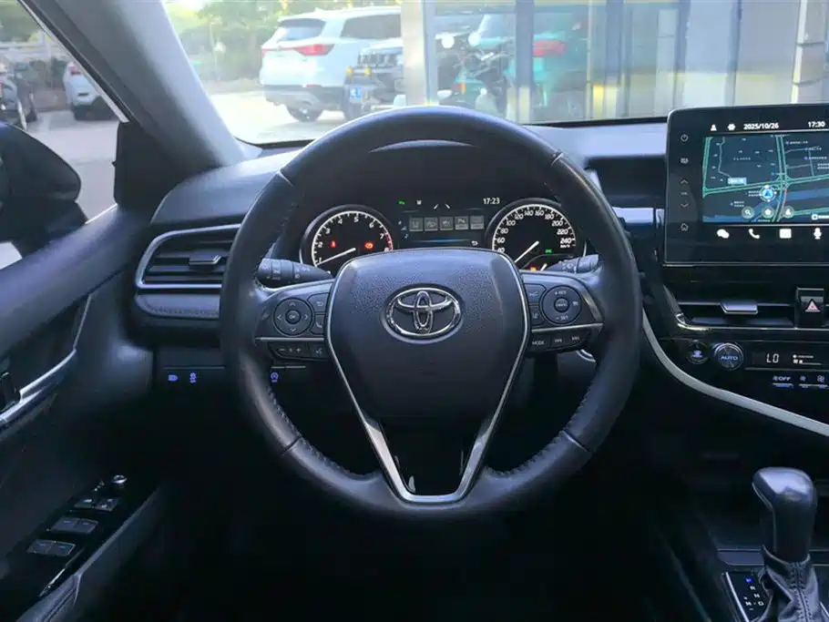 Toyota Camry 2021 2.0G Luxury Edition фото 15