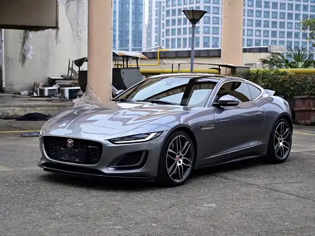 JAGUAR F TYPE