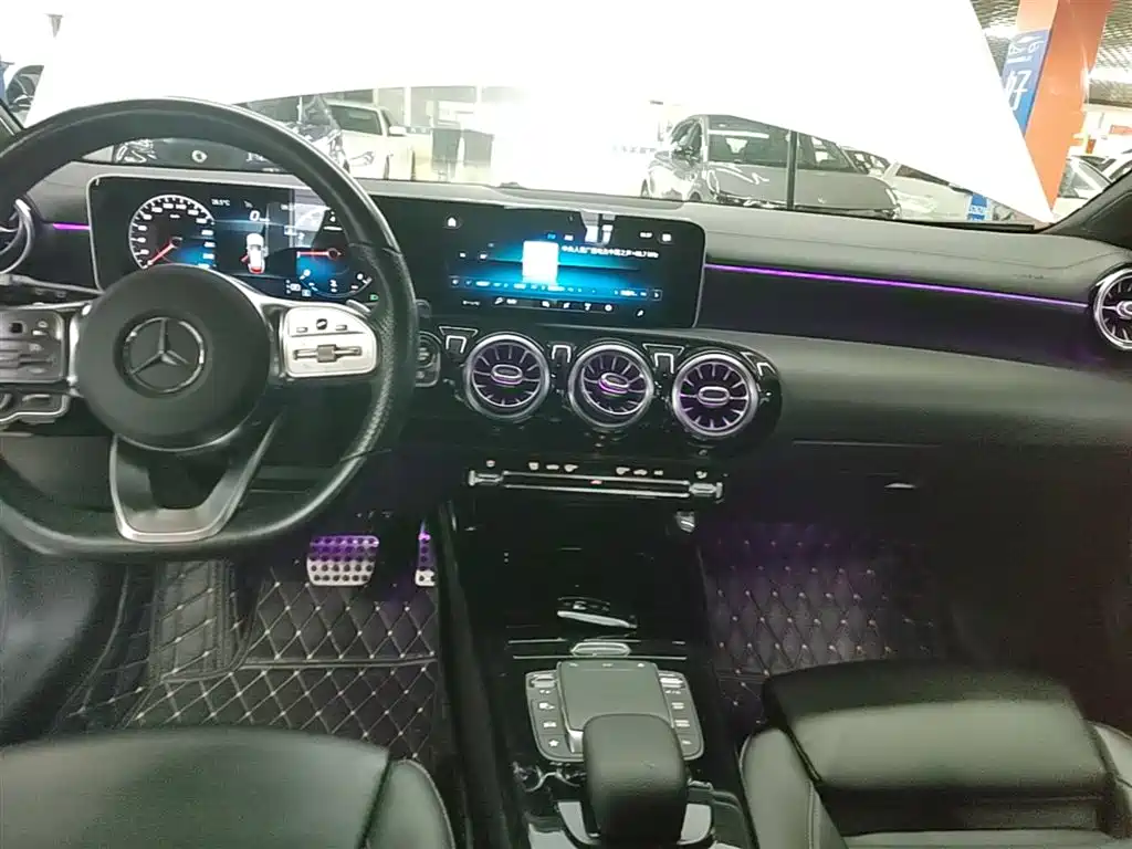MERCEDES-BENZ CLA (IMPORT)