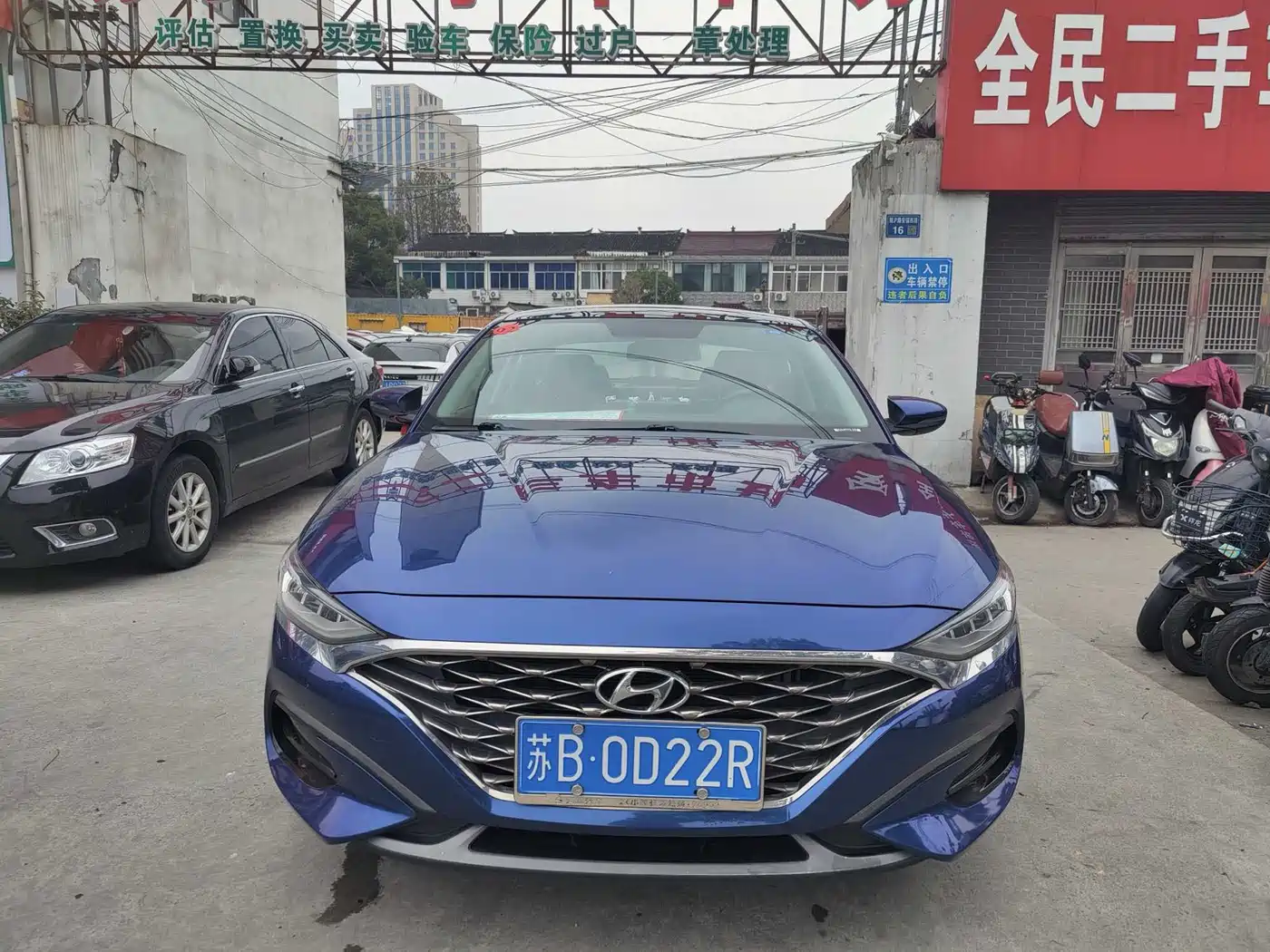 Hyundai Fista 2019 240TGDi Sport Edition China VI фото 2