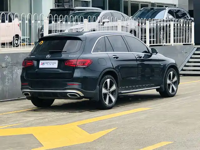 Mercedes-Benz GLC 2022 Facelift GLC 300 L 4MATIC Dynamic Collector's Edition — фото 4