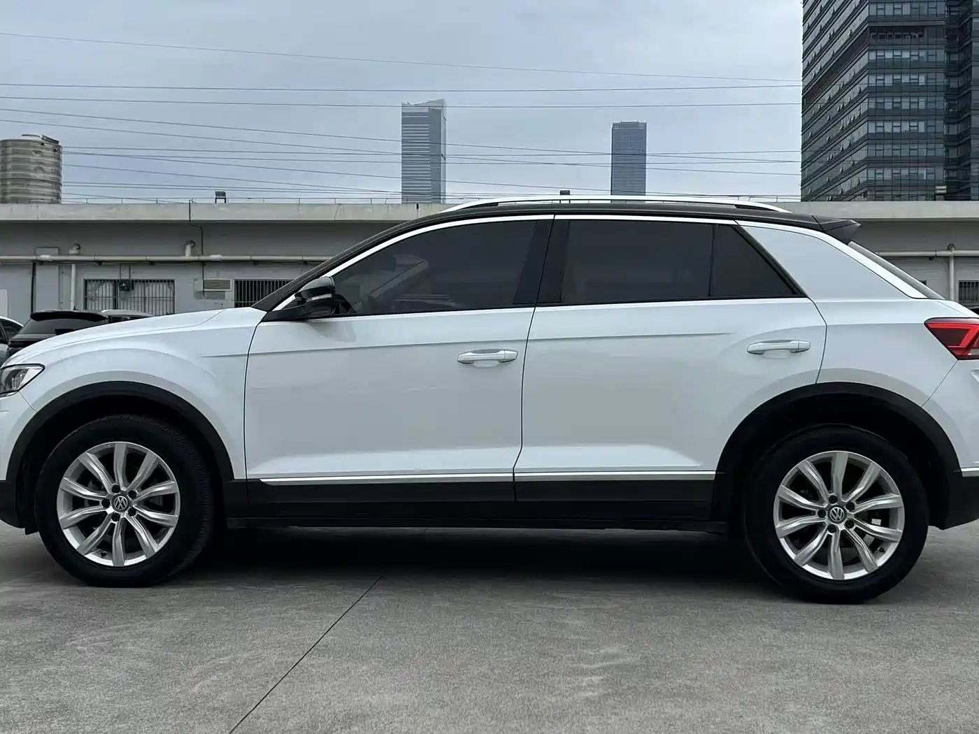 Volkswagen T-ROC 2018 230TSI DSG 2WD Progressive China V фото 11